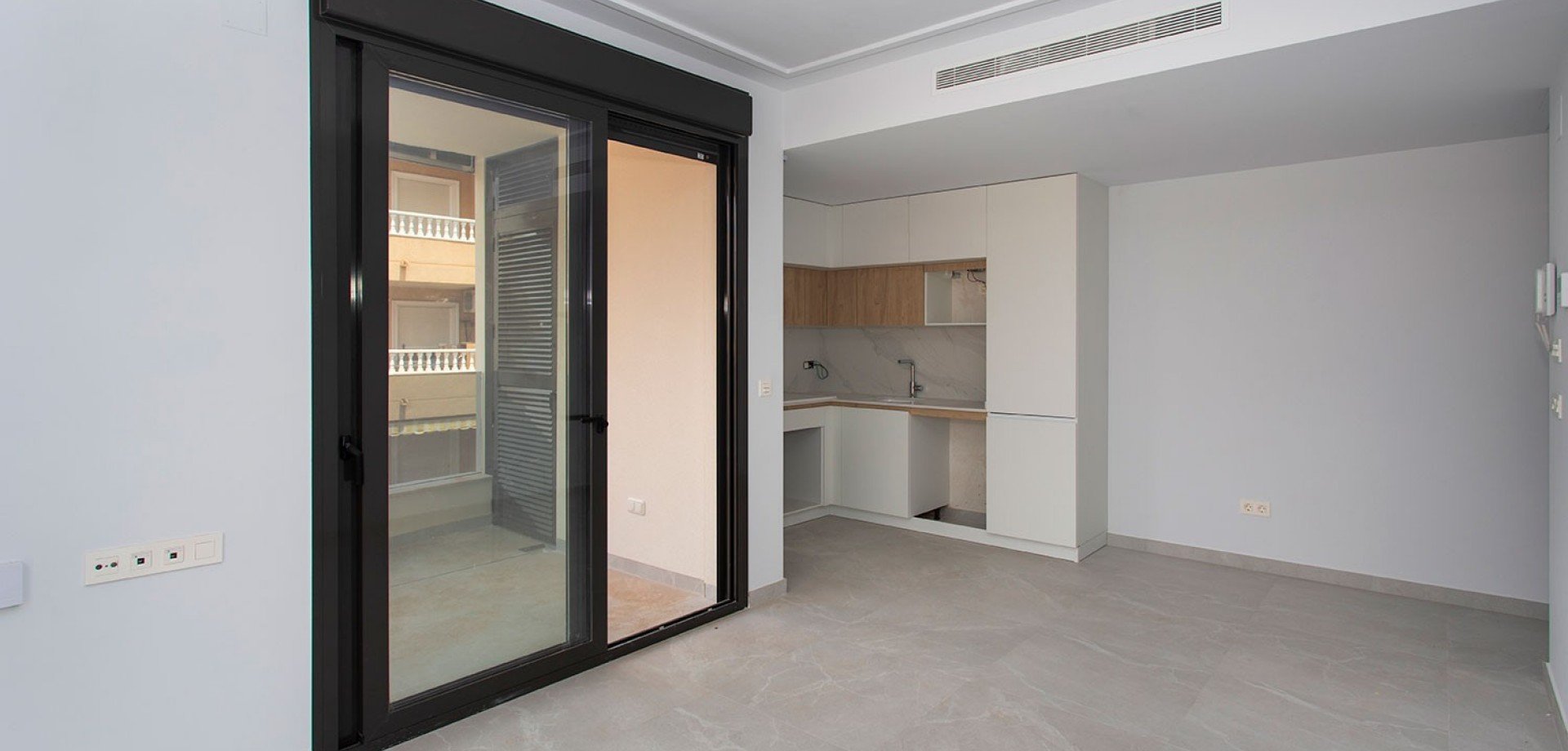 Квартира в Торревьеха, Аликанте, Испания 2 спальни, 88м2 №115138