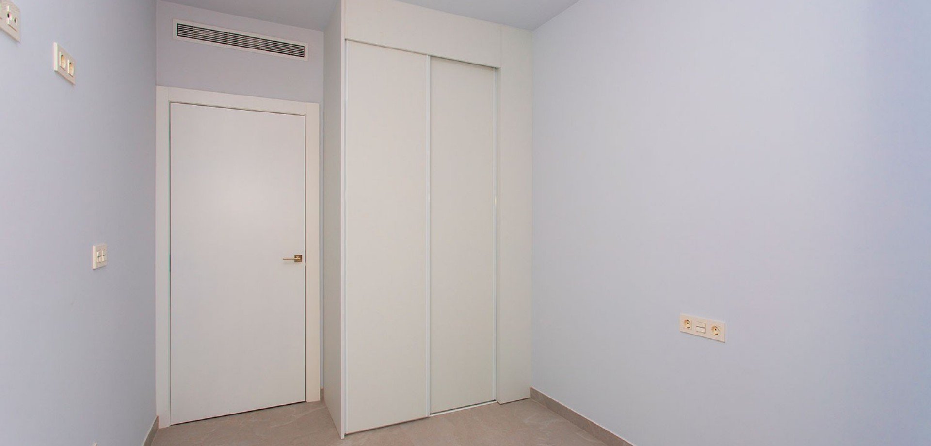 Квартира в Торревьеха, Аликанте, Испания 2 спальни, 88м2 №115138