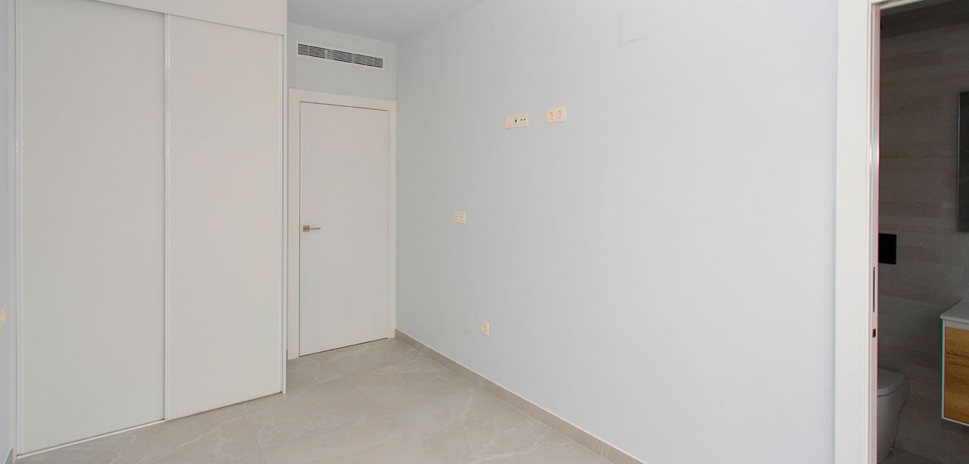 Квартира в Торревьеха, Аликанте, Испания 2 спальни, 88м2 №115138