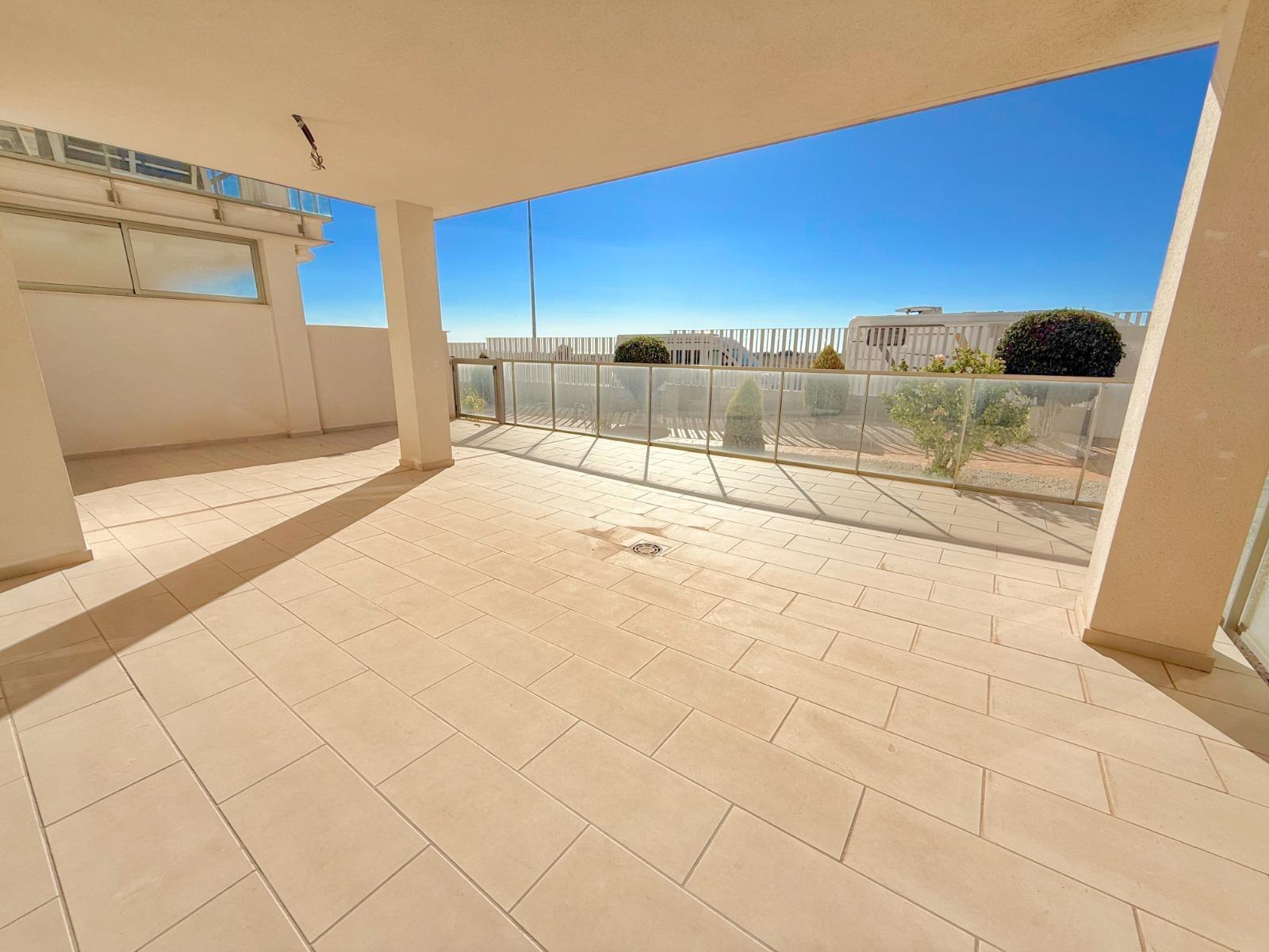 Lägenhet i La Zenia, Alicante, Spanien 3 sovrum, 139 kvm. Nr. 138386