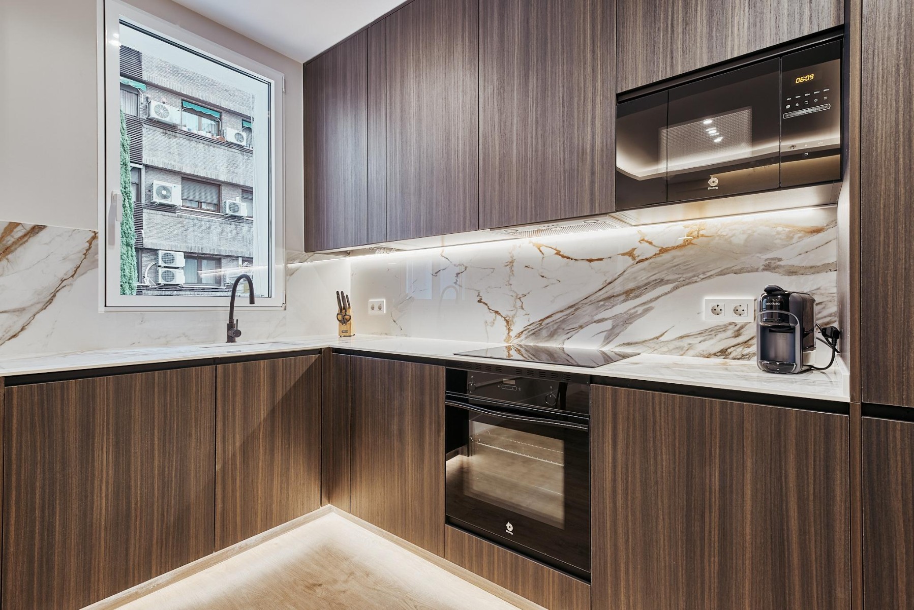 Villa à Madrid, Espagne 2 chambres, 48 m2 No. 179924