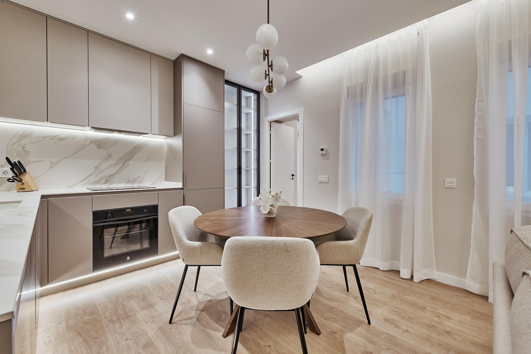 Wohnung in Madrid, Spanien 2 Schlafzimmer, 66 m2 Nr. 179923