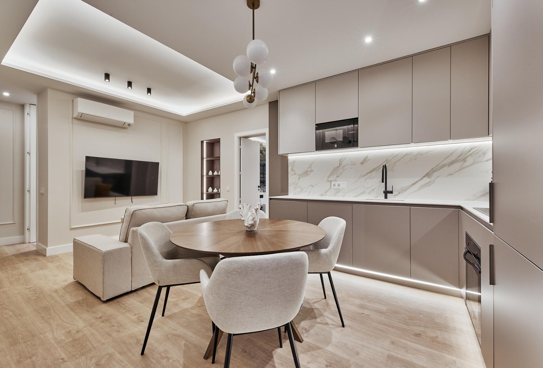 Wohnung in Madrid, Spanien 2 Schlafzimmer, 66 m2 Nr. 179923