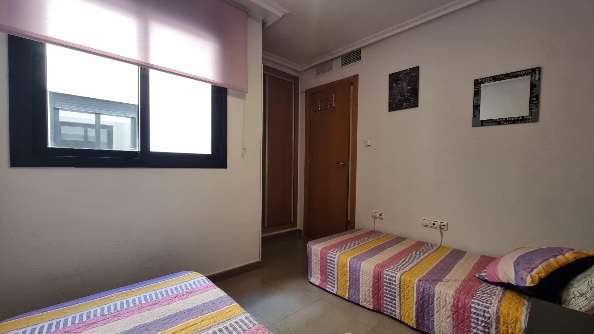 Lägenhet i Torrevieja, Alicante, Spanien 2 sovrum, 75 kvm. Nr. 182829