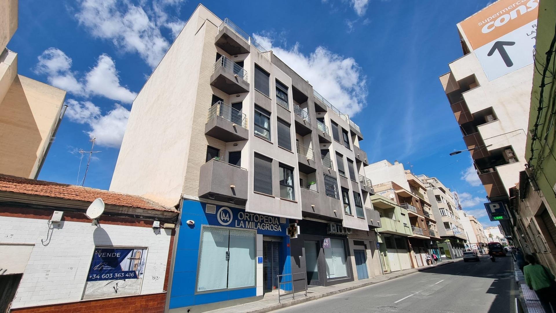 Lägenhet i Torrevieja, Alicante, Spanien 2 sovrum, 75 kvm. Nr. 182829