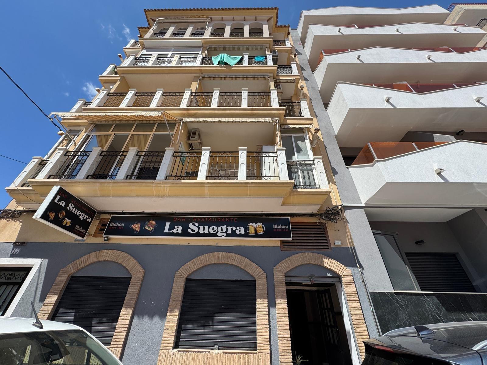 Commercial property in Torrevieja, Alicante, Spain 159 sq.m. No. 182832