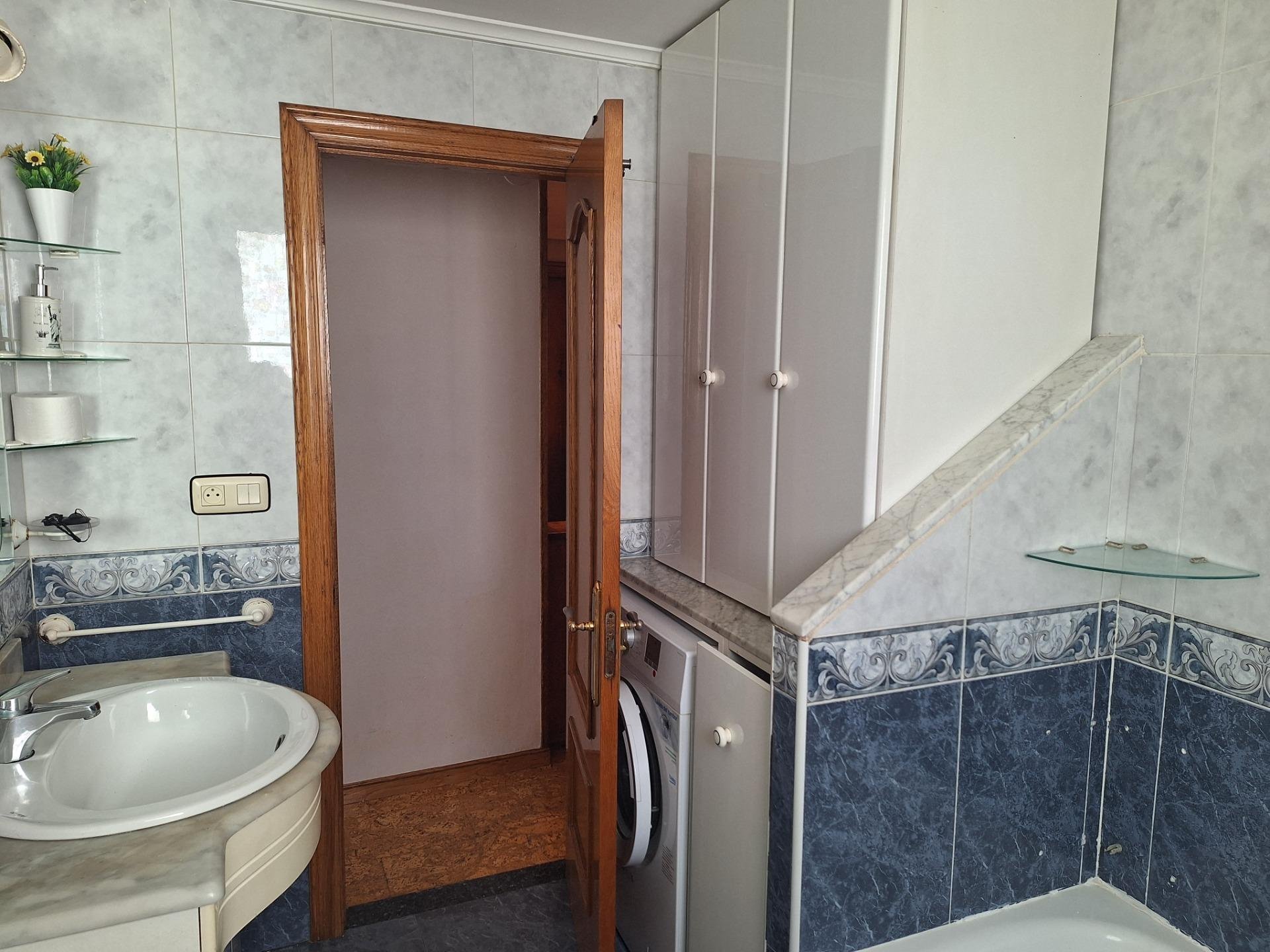 Apartamento en Siero, Asturias, España 2 dormitorios, 88 m2 No. 182828