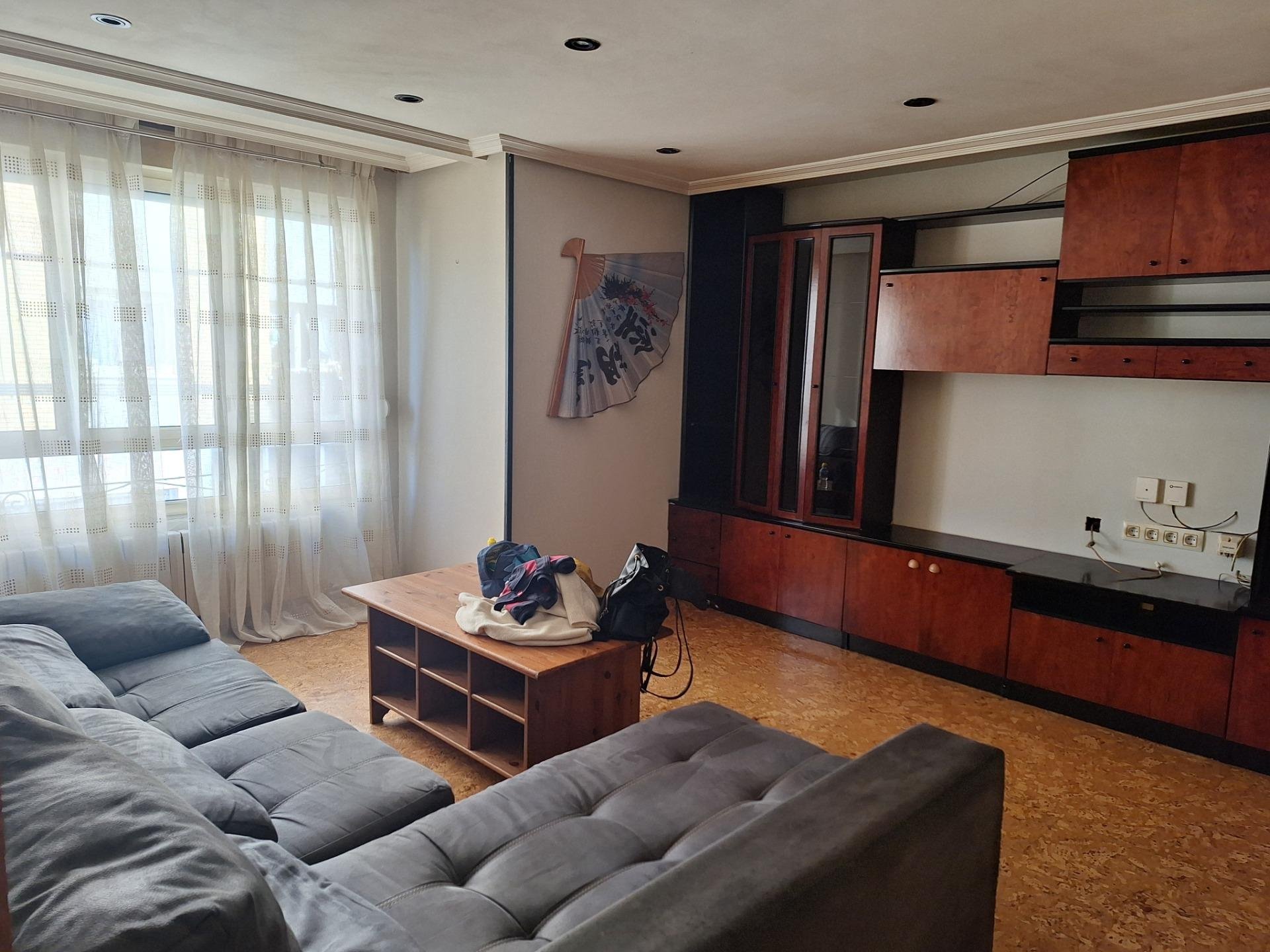Apartamento en Siero, Asturias, España 2 dormitorios, 88 m2 No. 182828