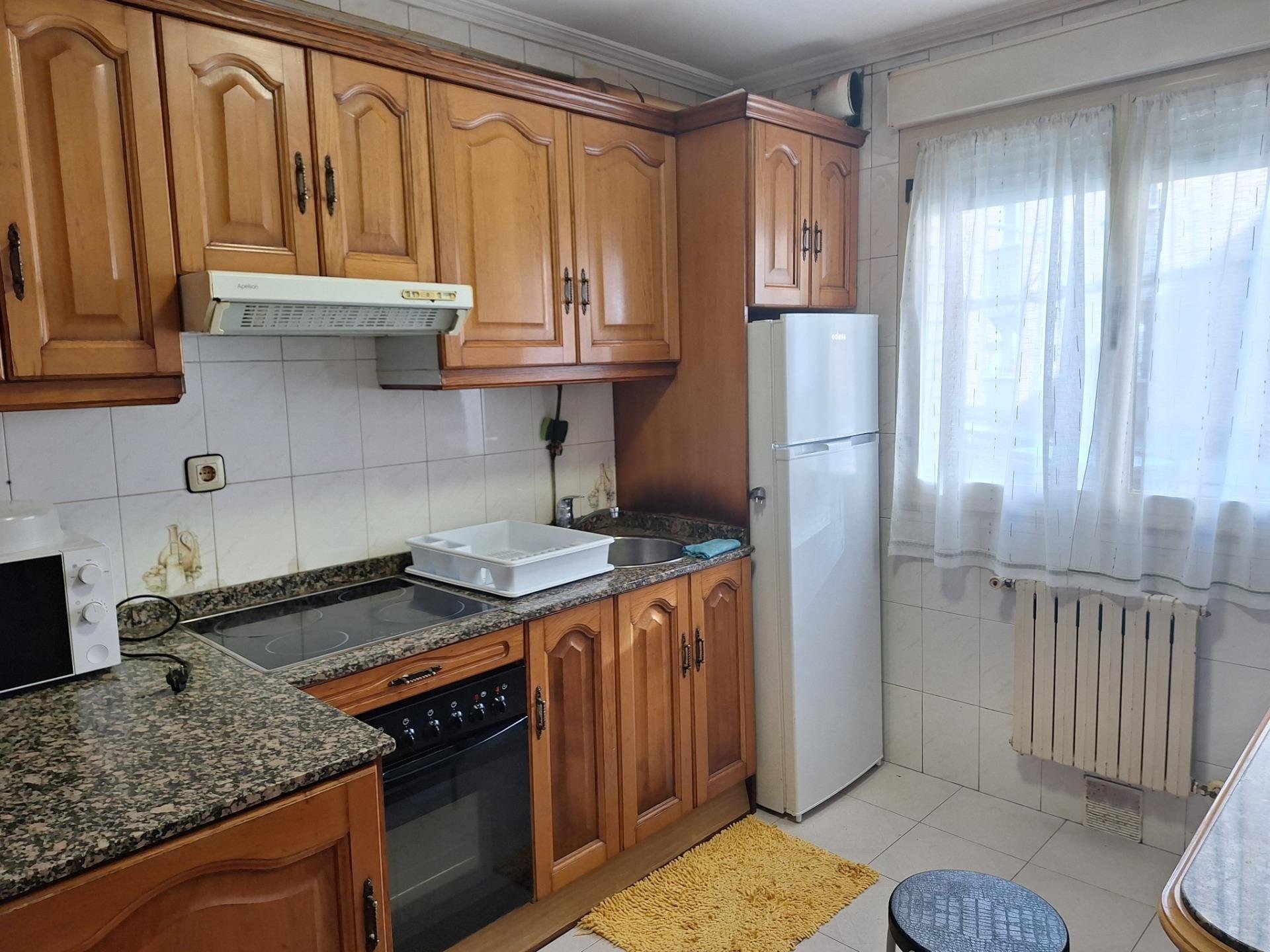 Apartamento en Siero, Asturias, España 2 dormitorios, 88 m2 No. 182828