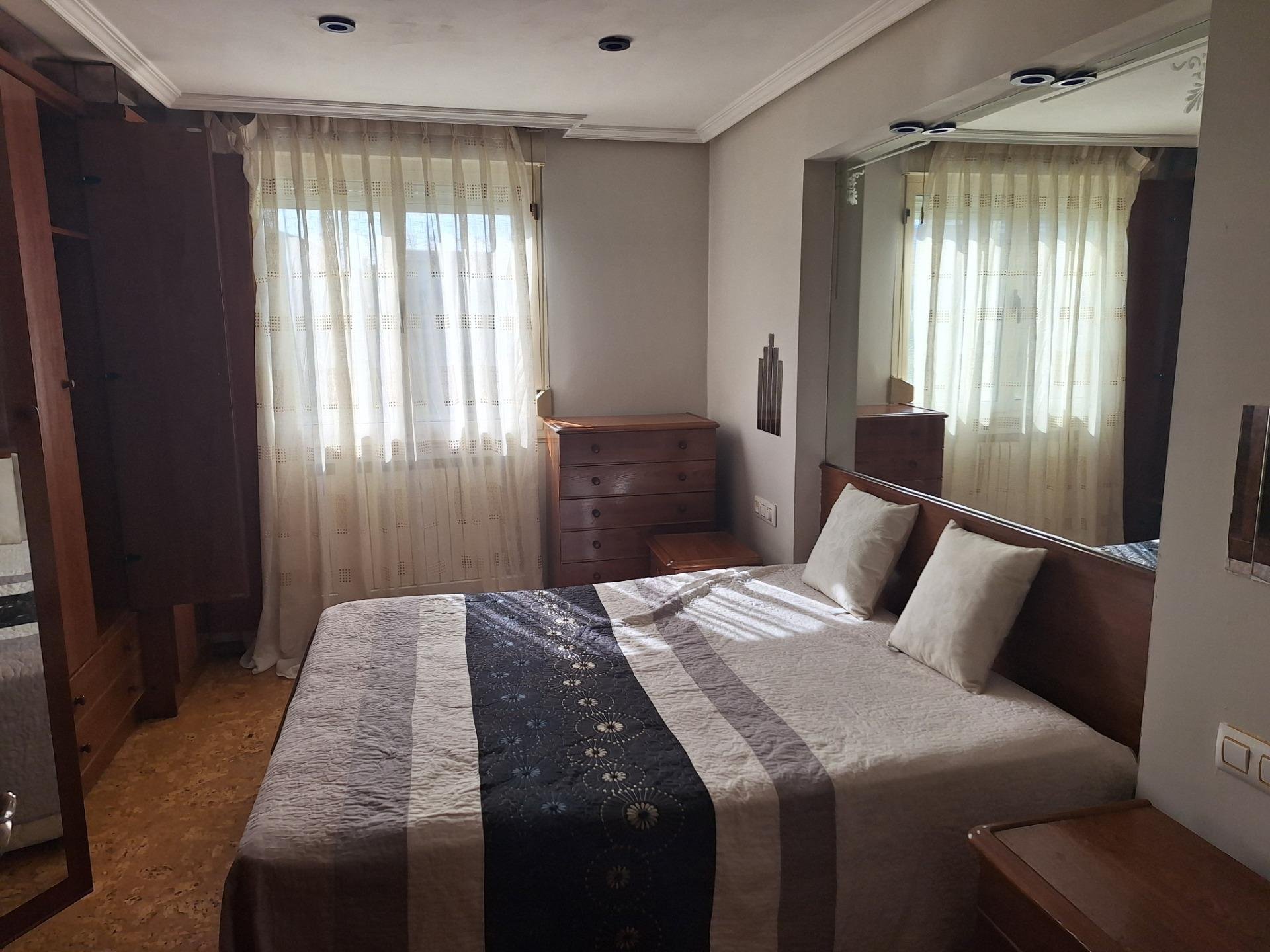 Apartamento en Siero, Asturias, España 2 dormitorios, 88 m2 No. 182828