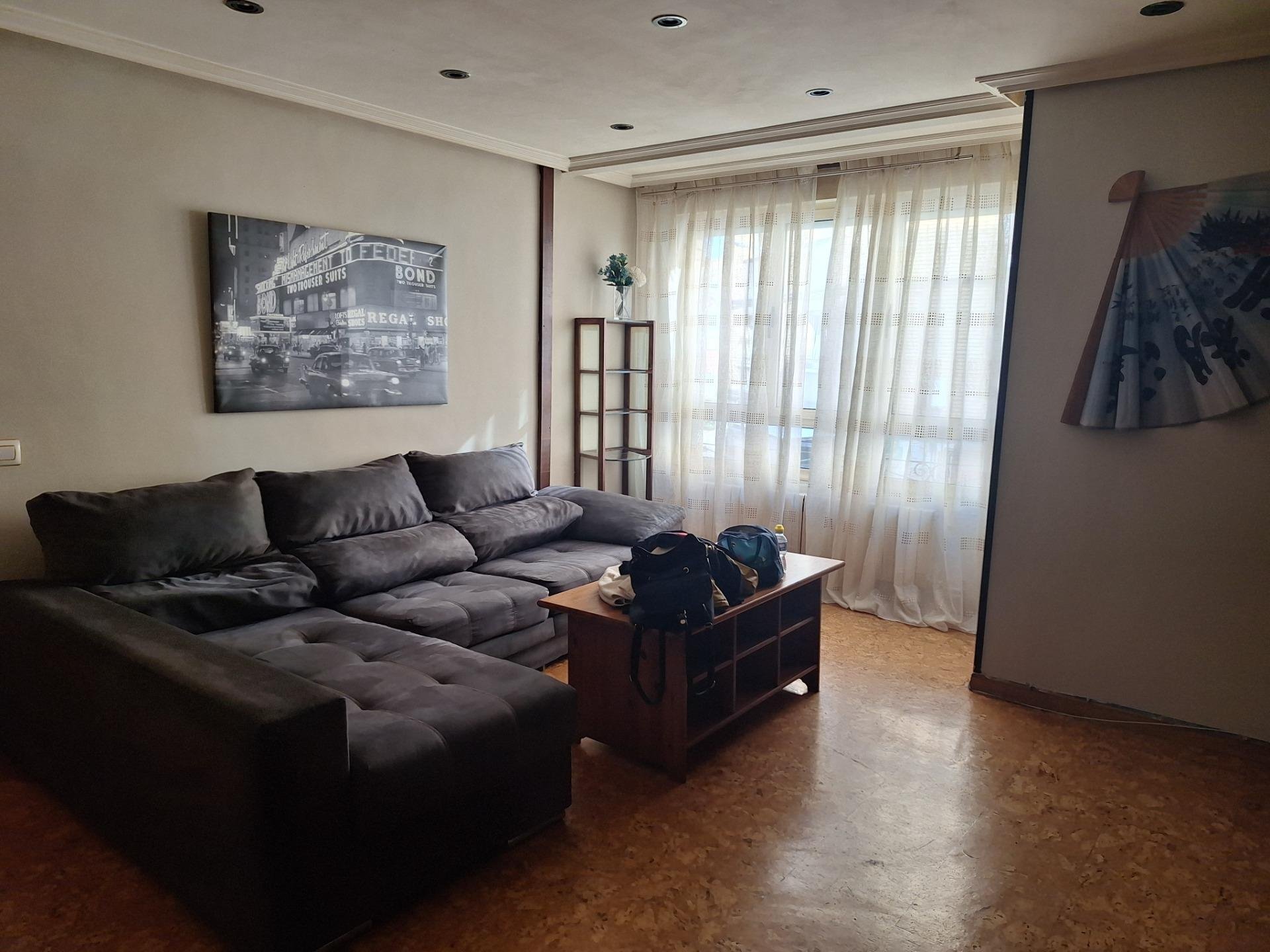 Apartamento en Siero, Asturias, España 2 dormitorios, 88 m2 No. 182828