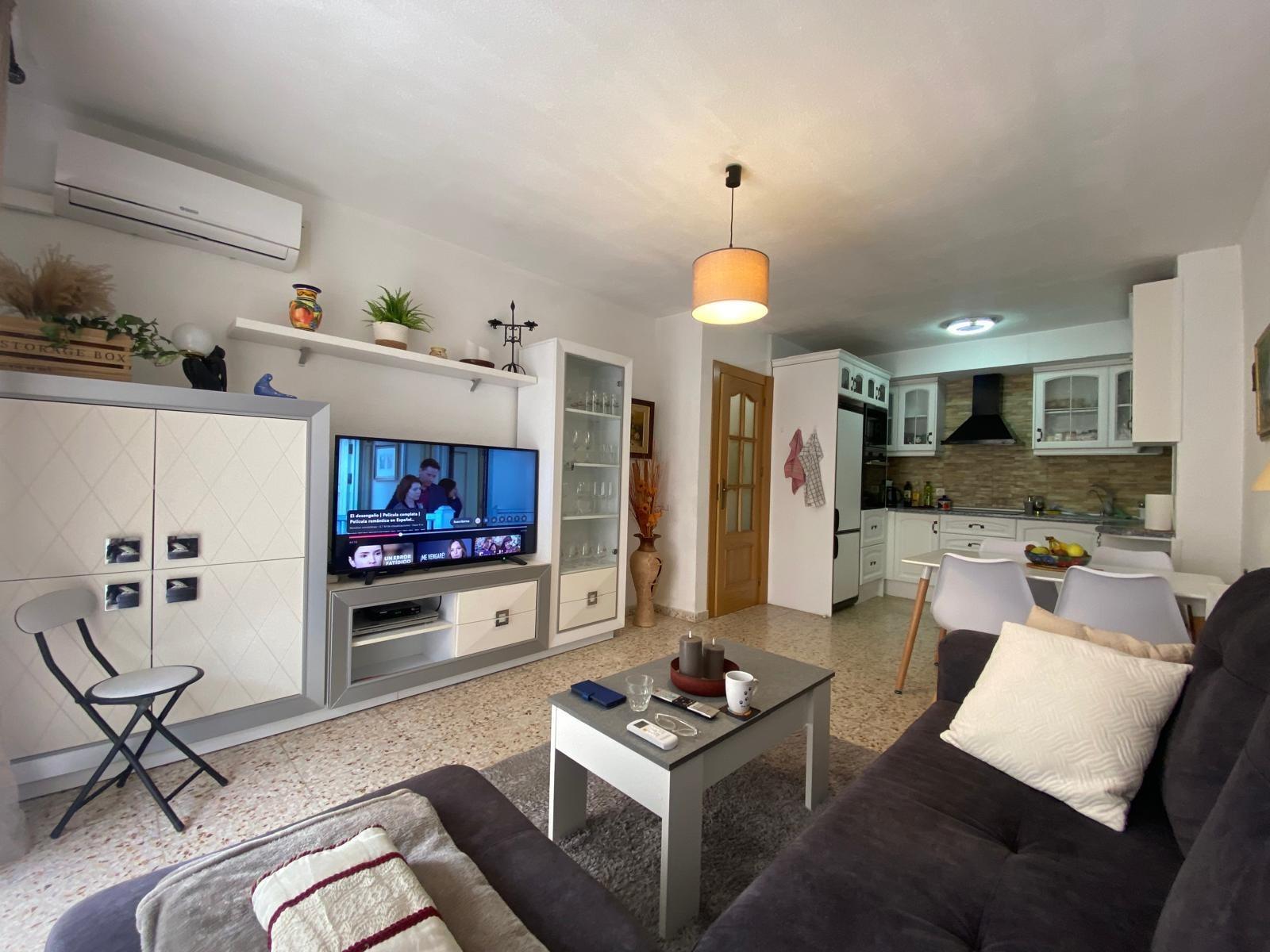 Apartamento en Torrevieja, Alicante, España 2 dormitorios,  No. 182827