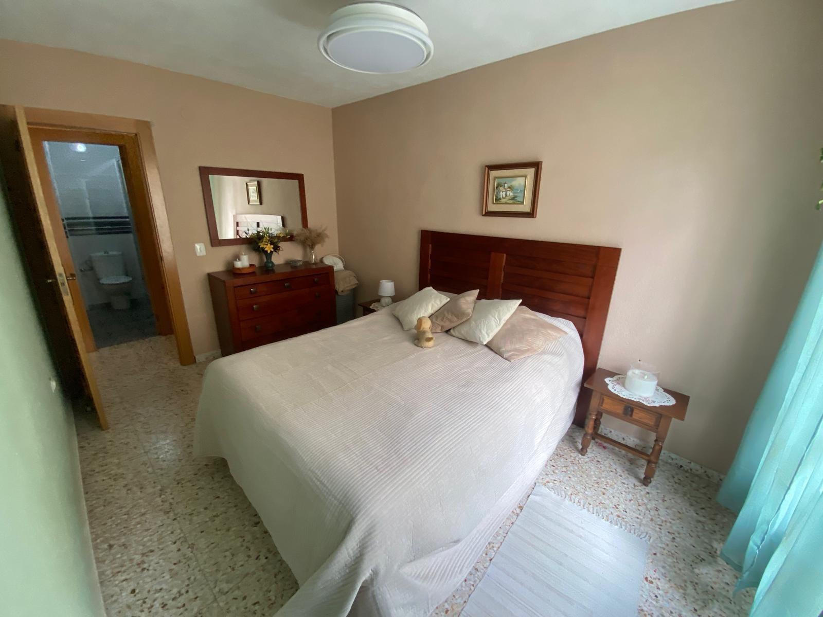 Apartamento en Torrevieja, Alicante, España 2 dormitorios,  No. 182827