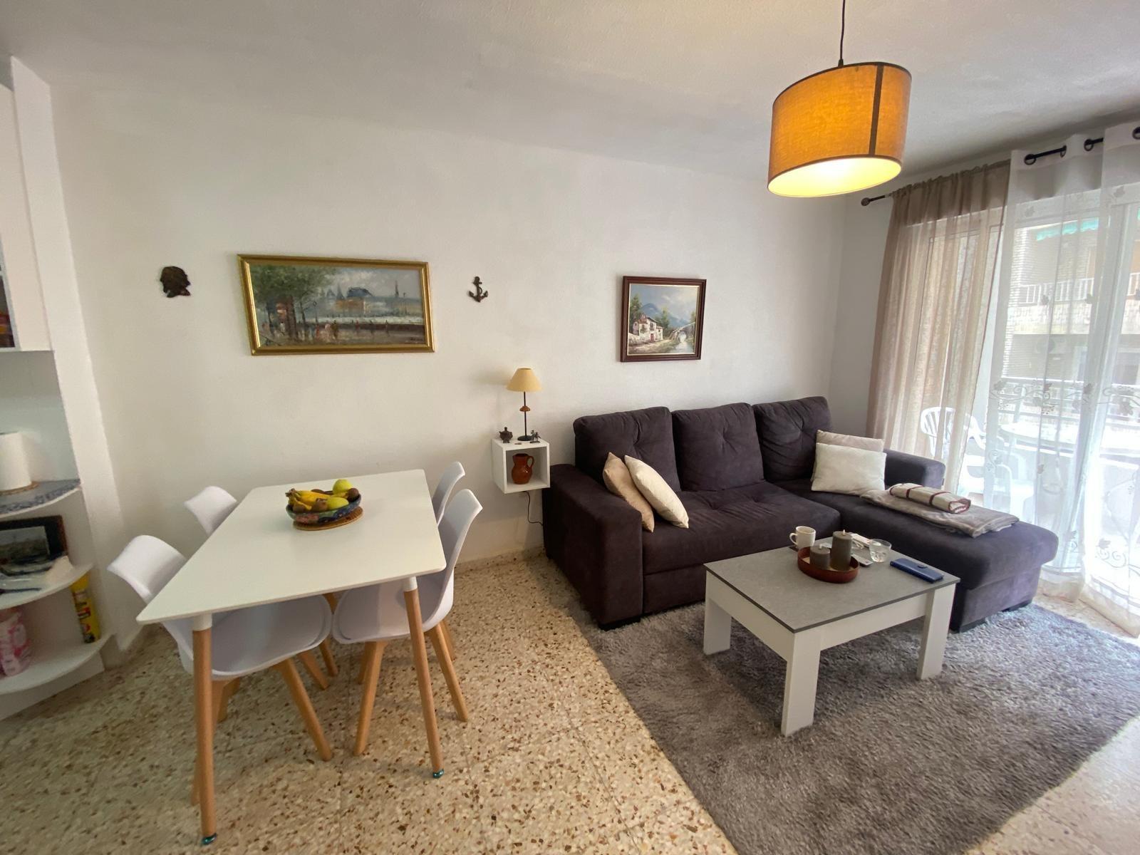 Apartamento en Torrevieja, Alicante, España 2 dormitorios,  No. 182827