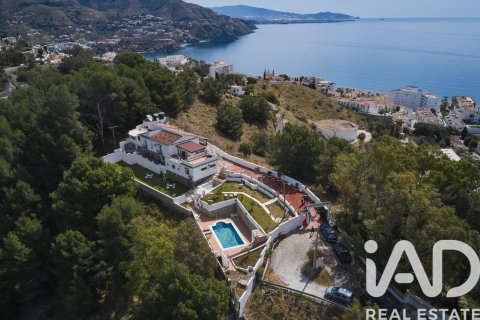 Māja Almunecar, Granada, Spānijā 4 istabas, 375 m2 Nr. 172587