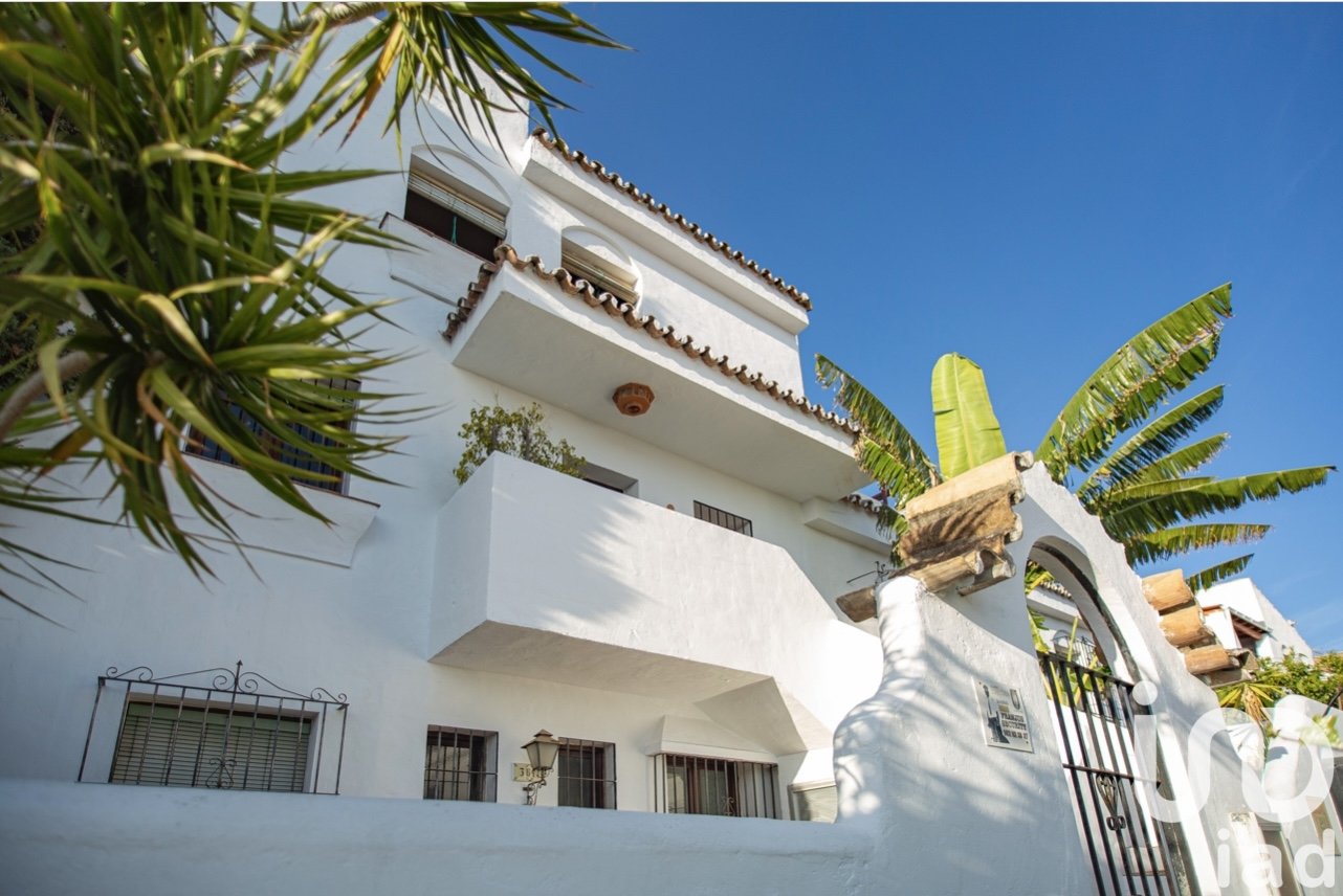 Tvåvåningslägenhet i Marbella, Malaga, Spanien 3 sovrum, 204 kvm. Nr. 173359