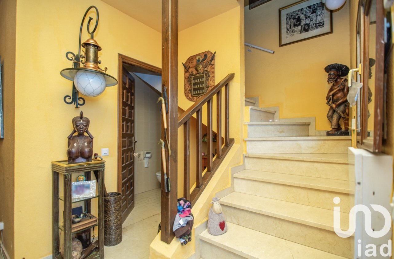 Tvåvåningslägenhet i Marbella, Malaga, Spanien 3 sovrum, 204 kvm. Nr. 173359