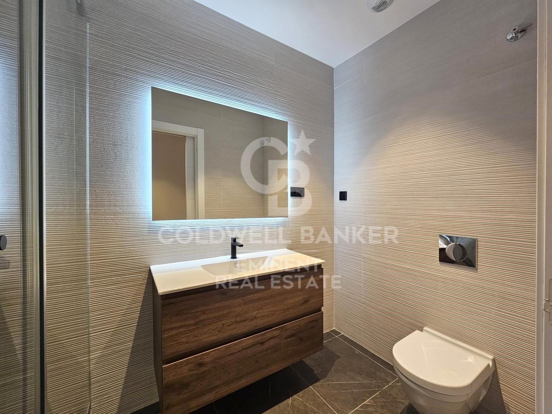 Huoneisto Barcelona, Espanja 2 makuuhuonetta, 70 m2 No. 156757