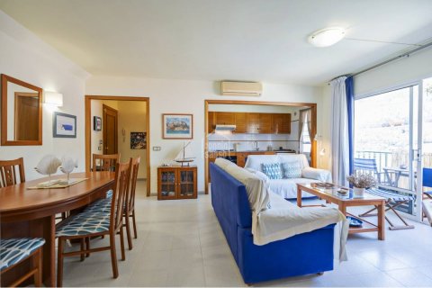 Apartment in Es Castell, Menorca, Spain 2 bedrooms, 62 sq.m. No. 194457
