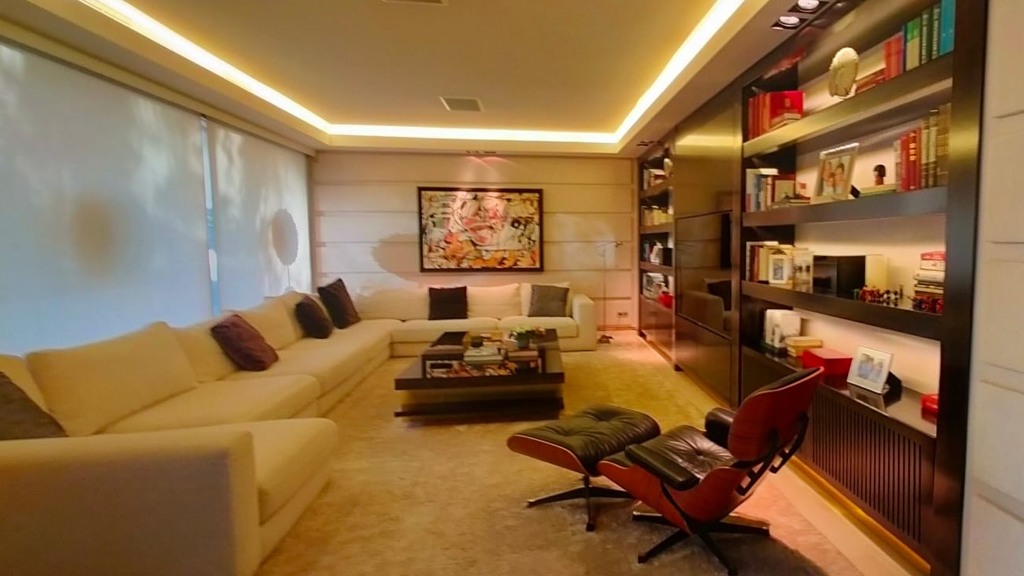 Apartament w Madrid, Hiszpania 4 sypialnie, 542 mkw. nr 105896