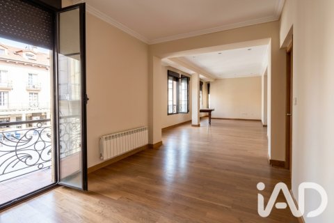 Wohnung in Astorga, Leon, Spanien 4 Schlafzimmer, 223 m2 Nr. 195814