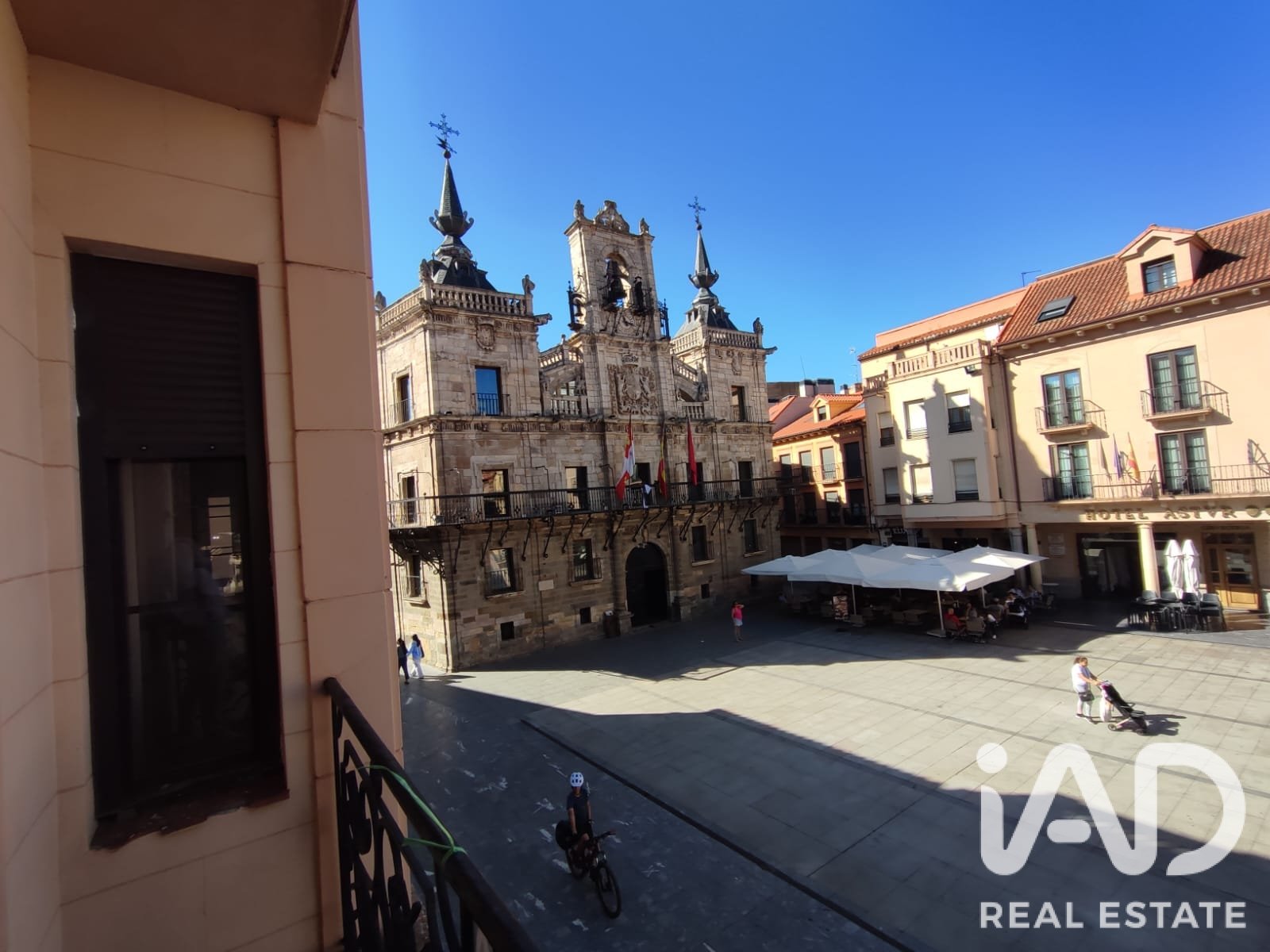Apartamento en Astorga, León, España 4 dormitorios, 223 m2 No. 195814
