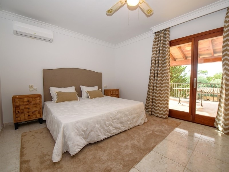 Villa en Porto Cristo, Mallorca, España 3 dormitorios, 360 m2 No. 147541