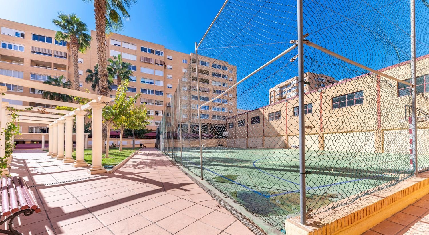 Apartament w Alicante, Hiszpania 3 sypialnie, 95 mkw. nr 180106