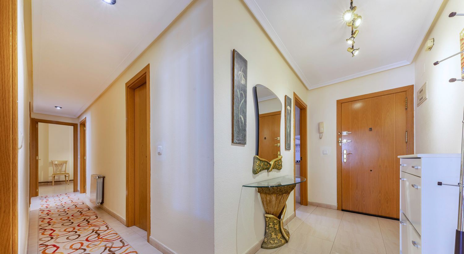 Apartament w Alicante, Hiszpania 3 sypialnie, 95 mkw. nr 180106