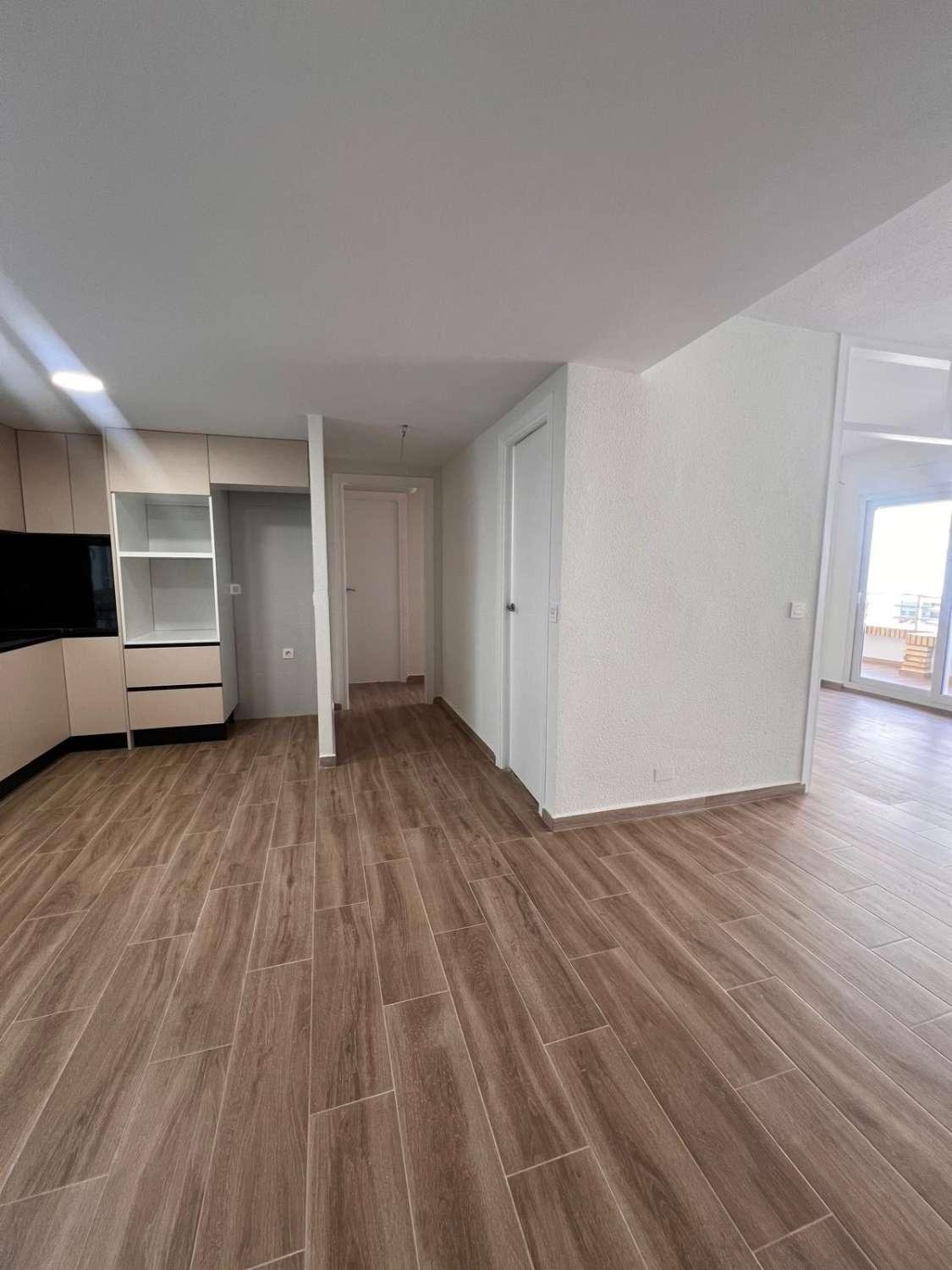 Apartment in Torrevieja, Alicante, Spain 2 bedrooms, 83 sq.m. No. 181301