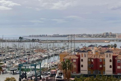 Wohnung in Torrevieja, Alicante, Spanien 2 Schlafzimmer, 83 m2 Nr. 181301