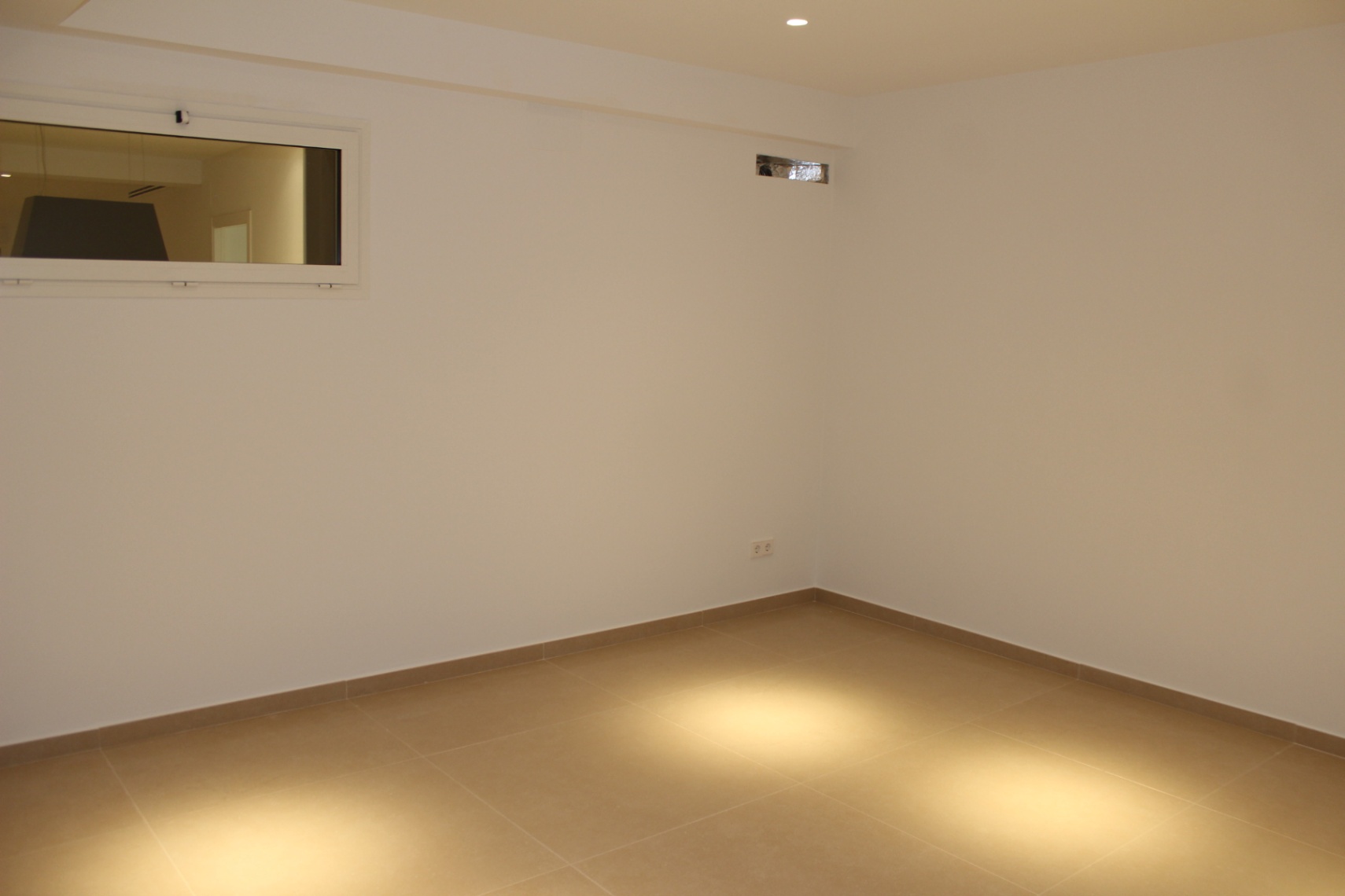 Villa in Teulada, Alicante, Spain 5 bedrooms, 240 sq.m. No. 106206