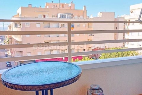 Apartment in Torrevieja, Alicante, Spain 2 bedrooms, 71 sq.m. No. 184047