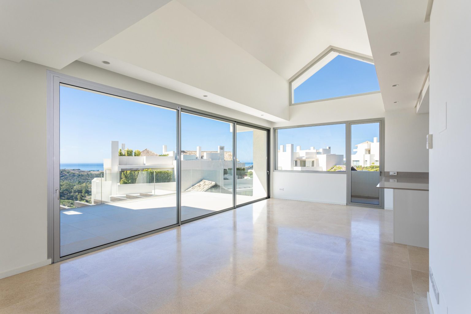 Lägenhet i Benahavis, Malaga, Spanien 2 sovrum, 107 kvm. Nr. 136018