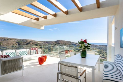 Apartamento en Benahavís, Málaga, España 2 dormitorios, 107 m2 No. 136018