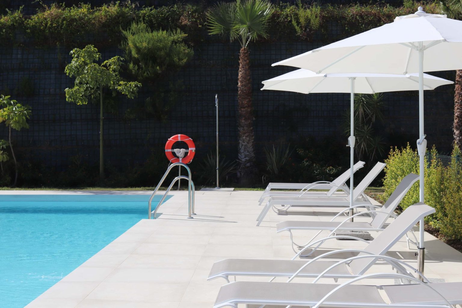 Lägenhet i Benahavis, Malaga, Spanien 2 sovrum, 107 kvm. Nr. 136018