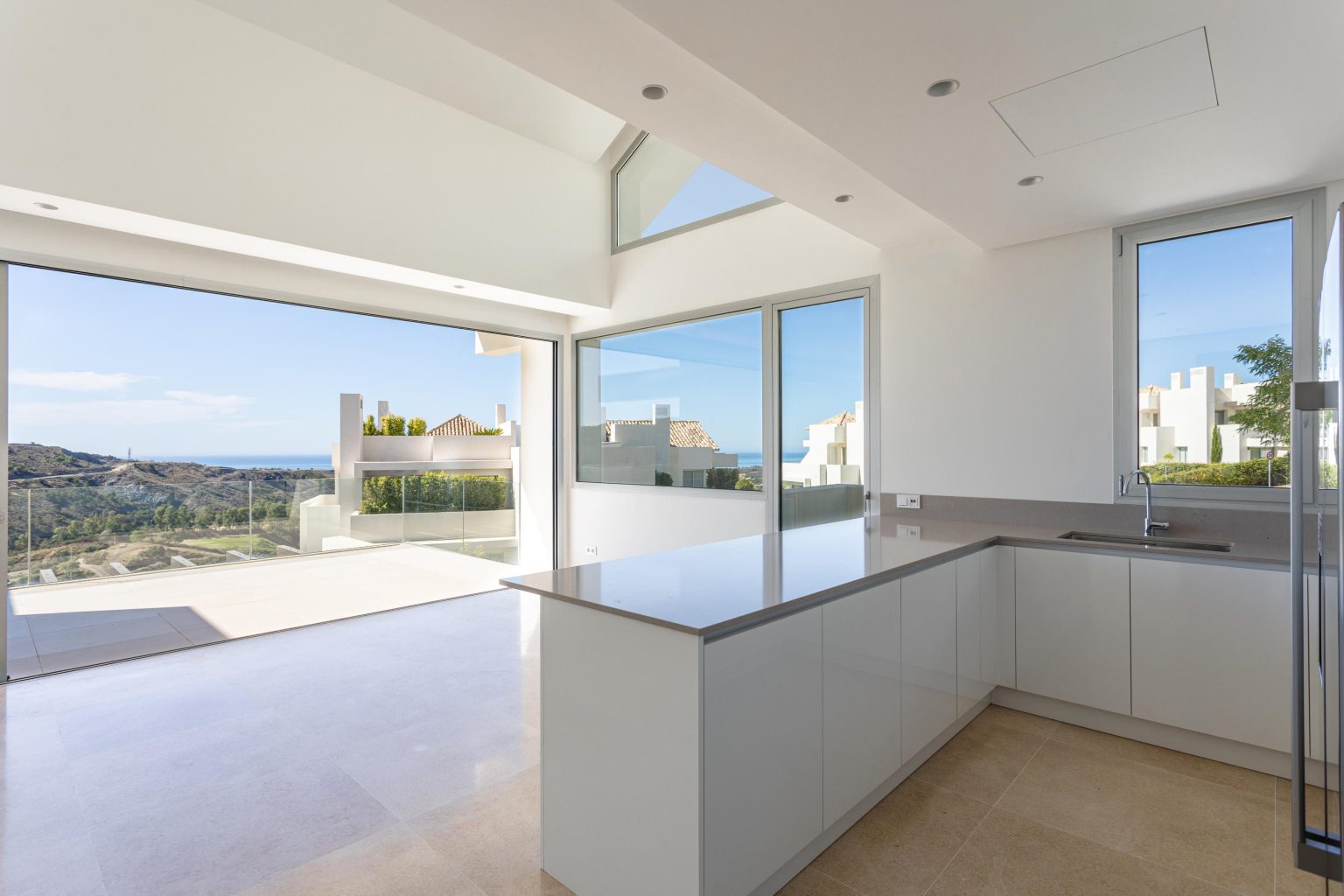 Lägenhet i Benahavis, Malaga, Spanien 2 sovrum, 107 kvm. Nr. 136018