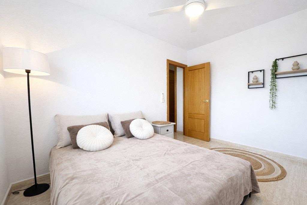 Kaupunkipientalo Dehesa De Campoamor, Alicante, Espanja 3 makuuhuonetta, 99 m2 No. 195701