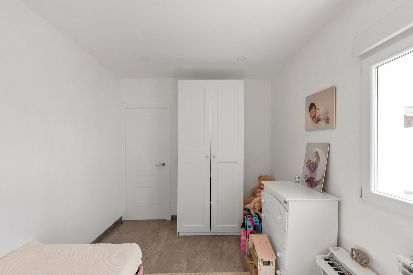 Villa à Torrevieja, Alicante, Espagne 5 chambres, 257 m2 No. 195698
