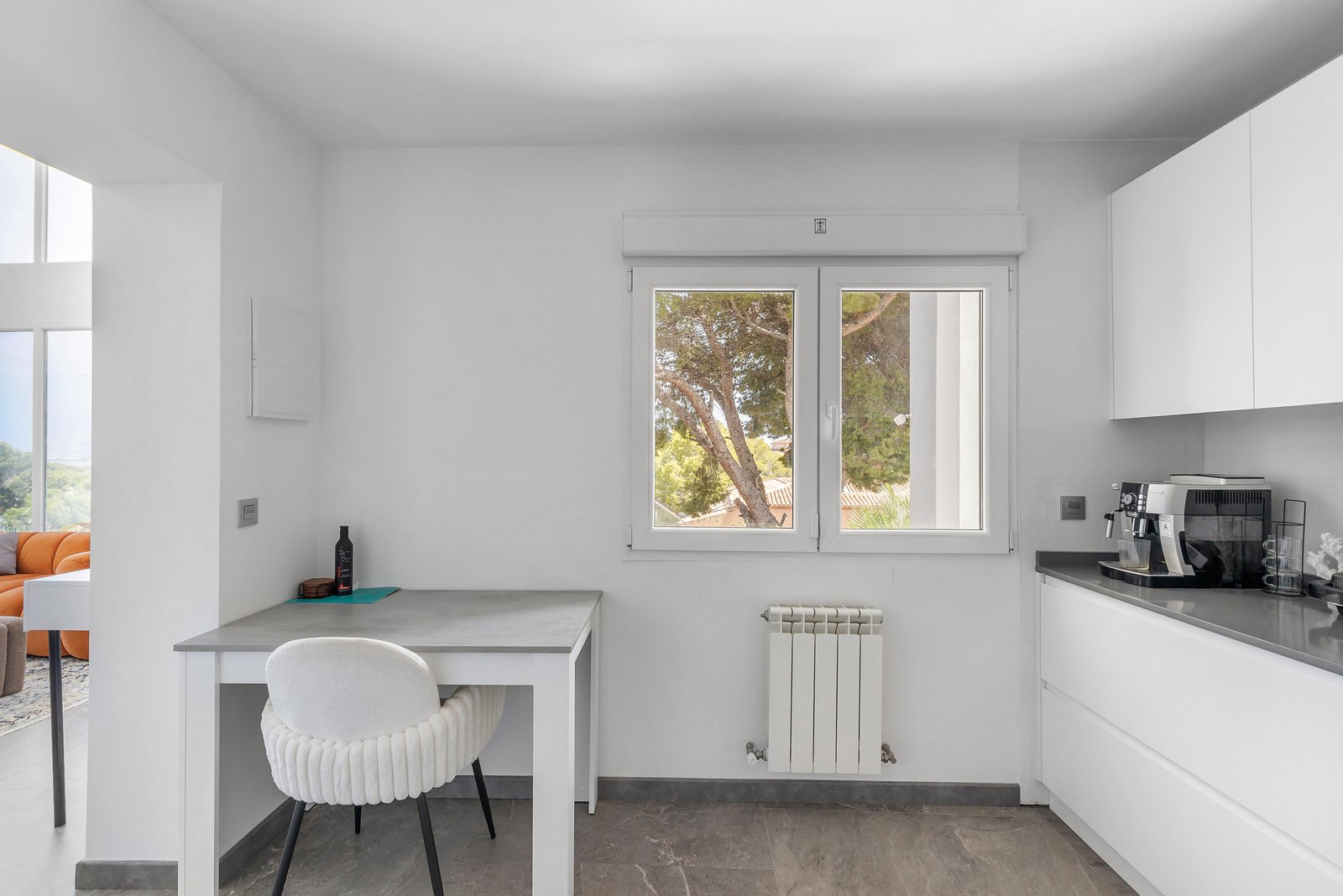 Villa à Torrevieja, Alicante, Espagne 5 chambres, 257 m2 No. 195698
