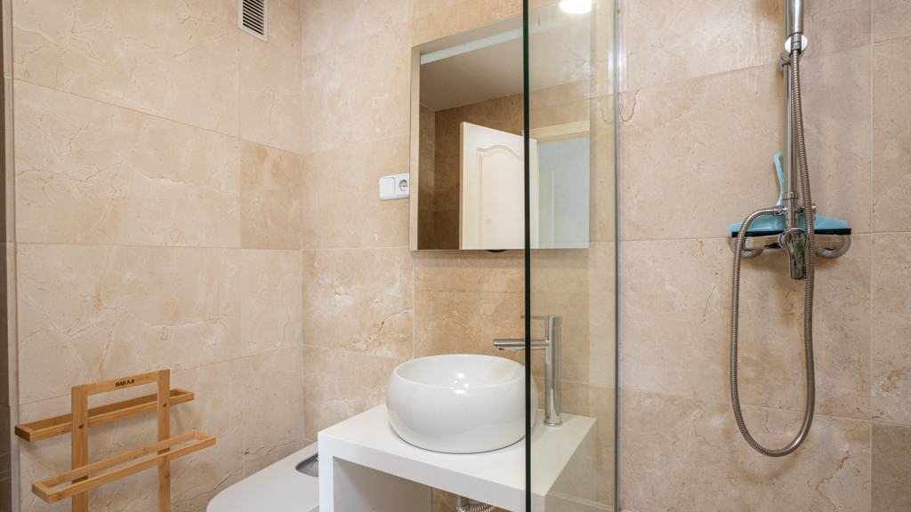 Apartamento en Marbella, Málaga, España 2 dormitorios, 80 m2 No. 173784