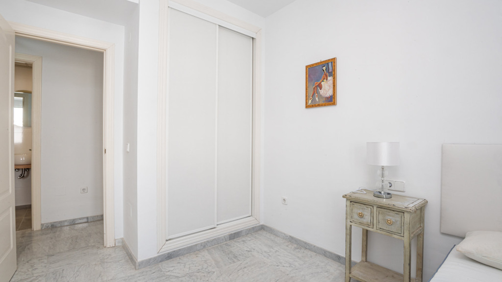 Apartamento en Marbella, Málaga, España 2 dormitorios, 80 m2 No. 173784