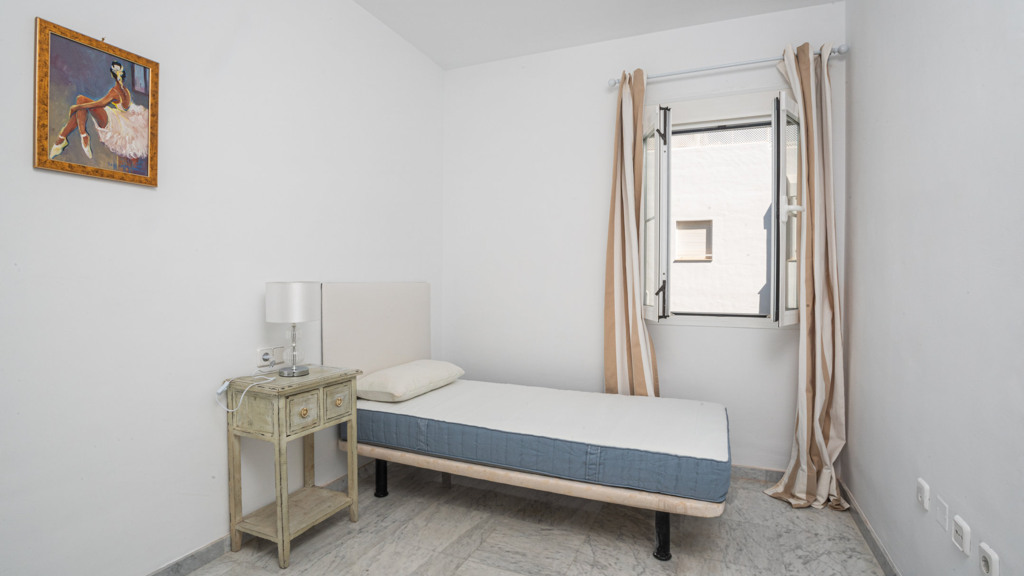 Apartamento en Marbella, Málaga, España 2 dormitorios, 80 m2 No. 173784