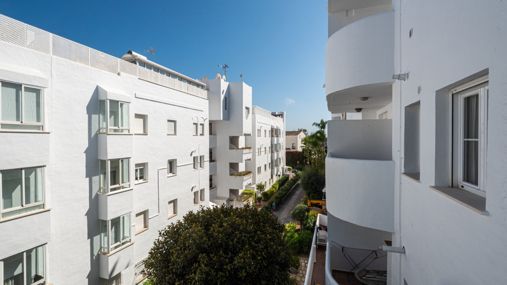 Apartamento en Marbella, Málaga, España 2 dormitorios, 80 m2 No. 173784