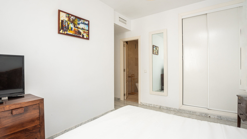 Apartamento en Marbella, Málaga, España 2 dormitorios, 80 m2 No. 173784