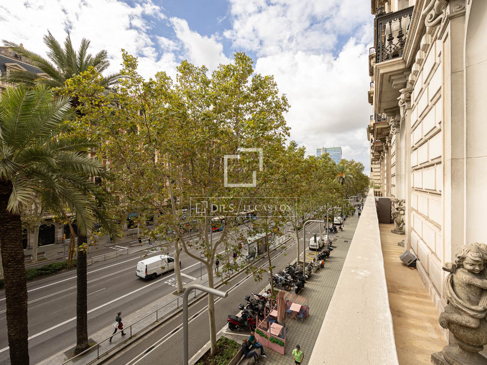 Dzīvoklis Barcelona, Spānijā 4 istabas, 273 m2 Nr. 150751