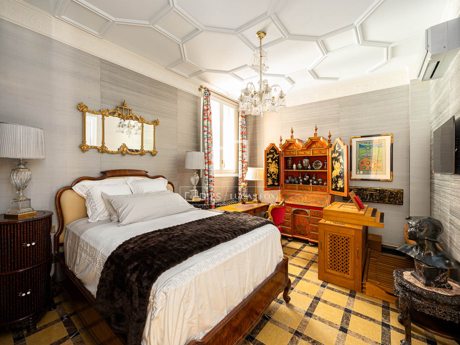 Dzīvoklis Barcelona, Spānijā 4 istabas, 273 m2 Nr. 150751