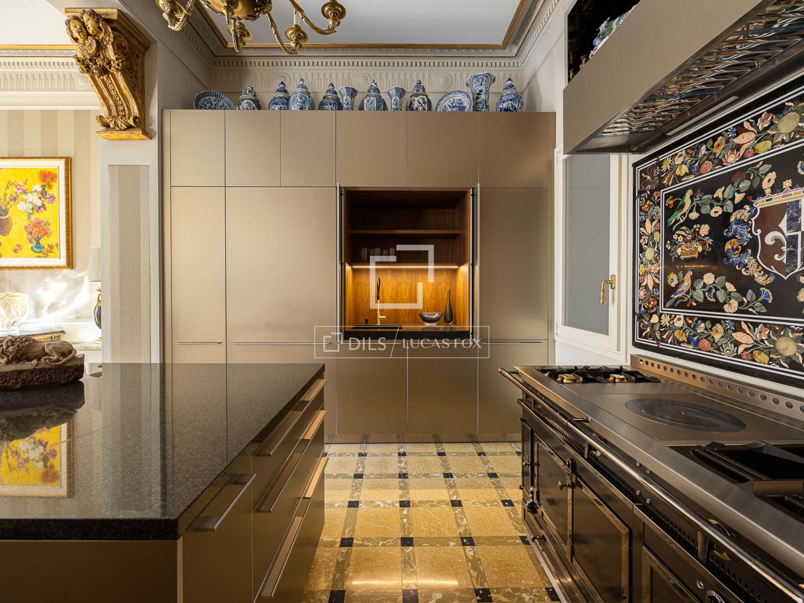 Dzīvoklis Barcelona, Spānijā 4 istabas, 273 m2 Nr. 150751