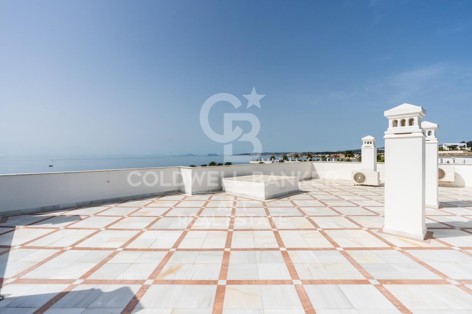 Penthouse w Estepona, Malaga, Hiszpania 5 sypialni, 700 mkw. nr 158337