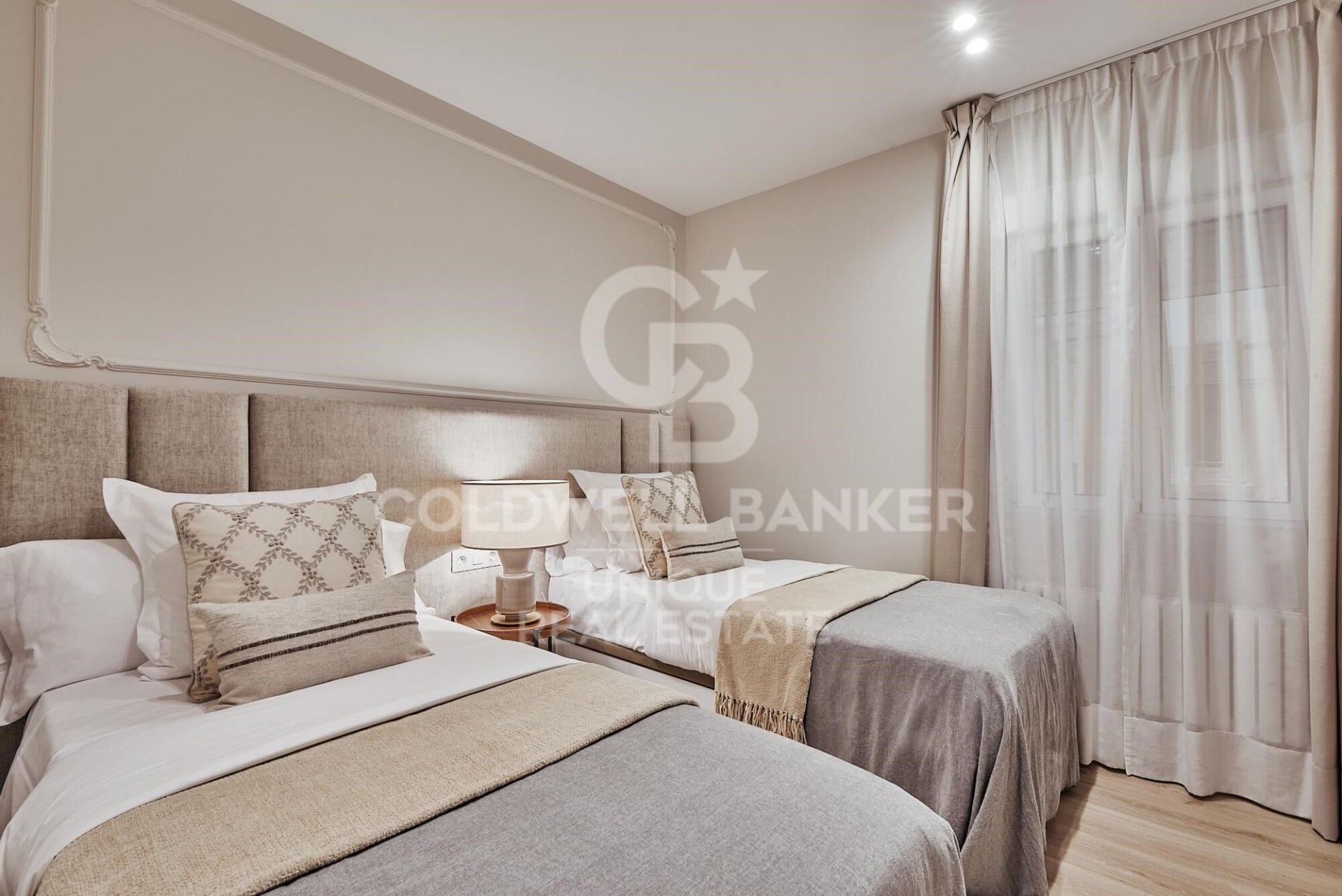 Appartamento a Madrid, Spagna 3 camere da letto, 122 mq. N° 158338